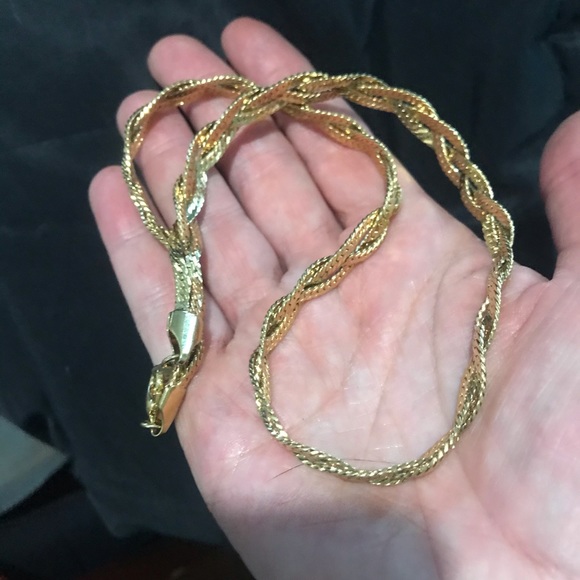 Sparkling Plaited Flat Gold Chains Necklace - Picture 8 of 10